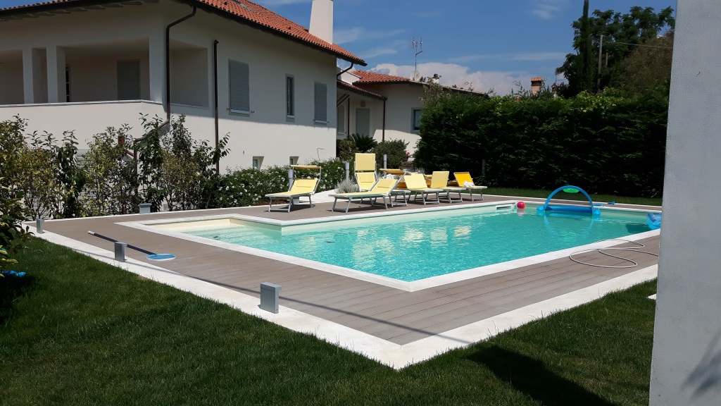 Piscina Sarzana